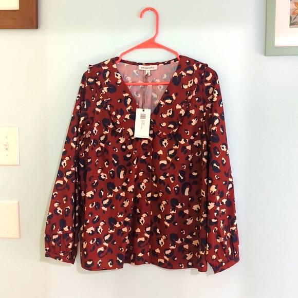 Emily and Finn Jean Painted Leopard Top - Picture 2 of 4